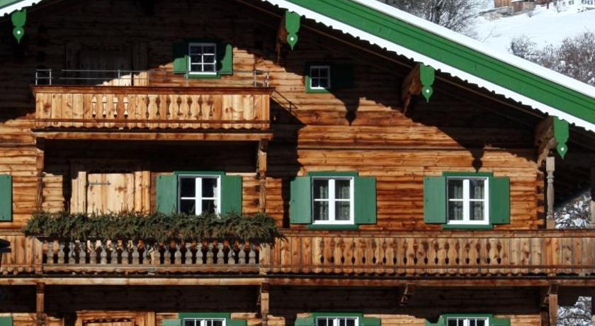Hallerwirt Homes photo