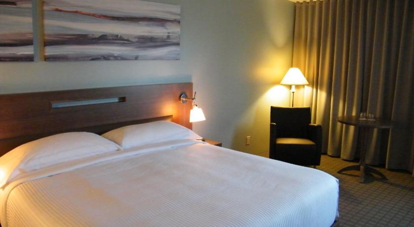 Auberge De La Baie photo