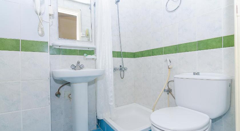 Image of Standard Twin Room 5