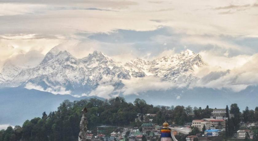 Sherpa Residency — Hotel in Darjeeling
