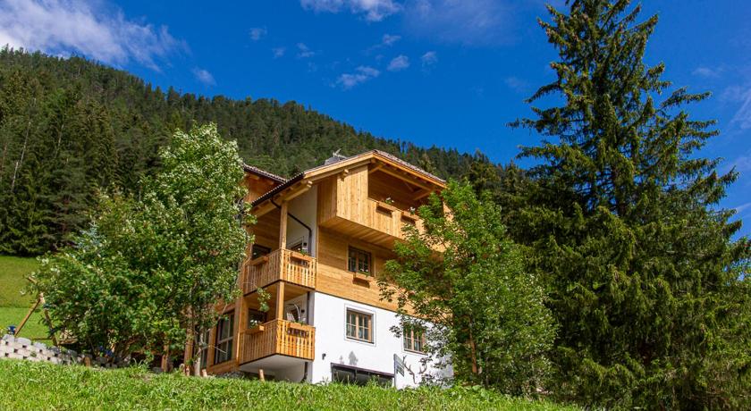 Luch dl Jeinder — Hotel in San Martino In Badia