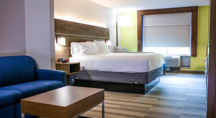 Holiday Inn Express Hotel & Suites Memphis/Germantown photo