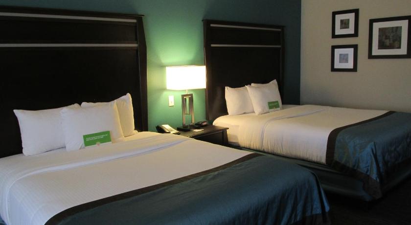 La Quinta Inn & Suites by Wyndham Sioux Falls