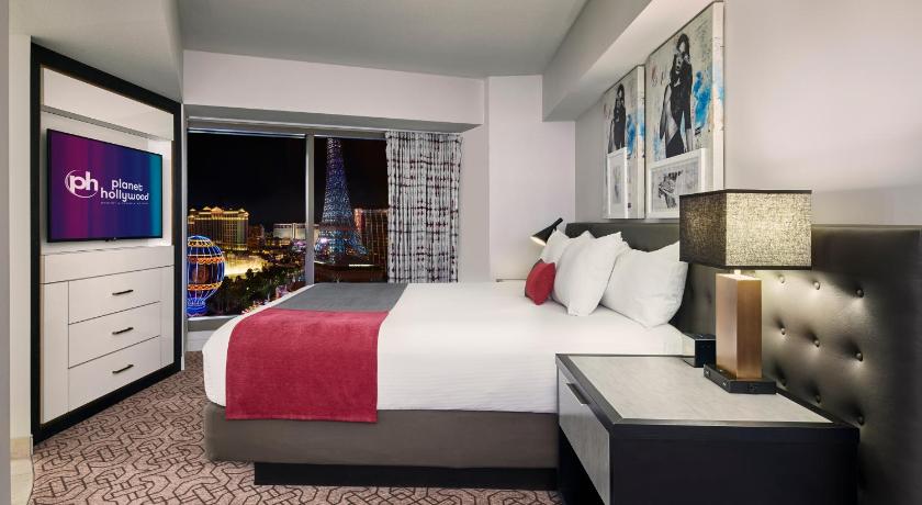 Image of Ultra Hip Strip Suite, 1 King, Non-Smoking 0