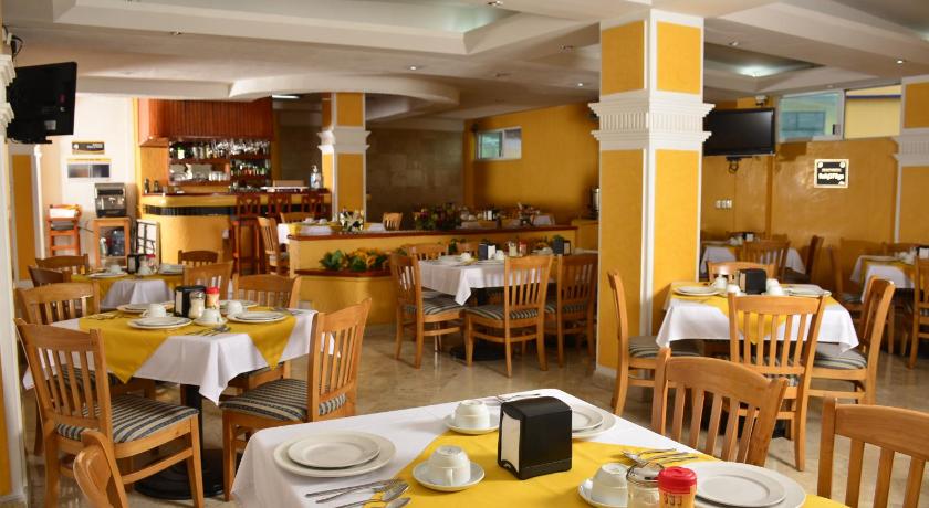 Hotel Paradise Inn photo