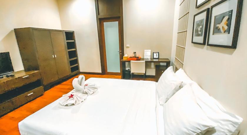 Image of Deluxe Room 10