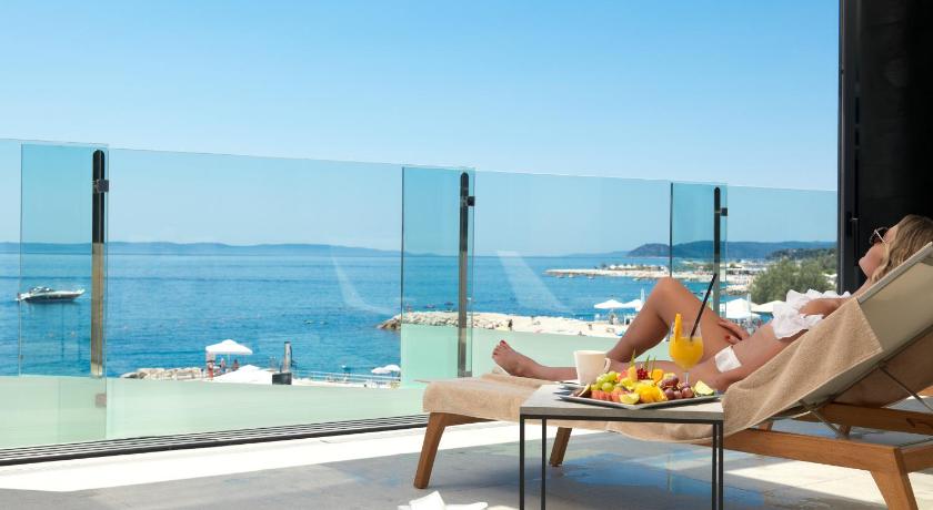 Amphora Hotel photo