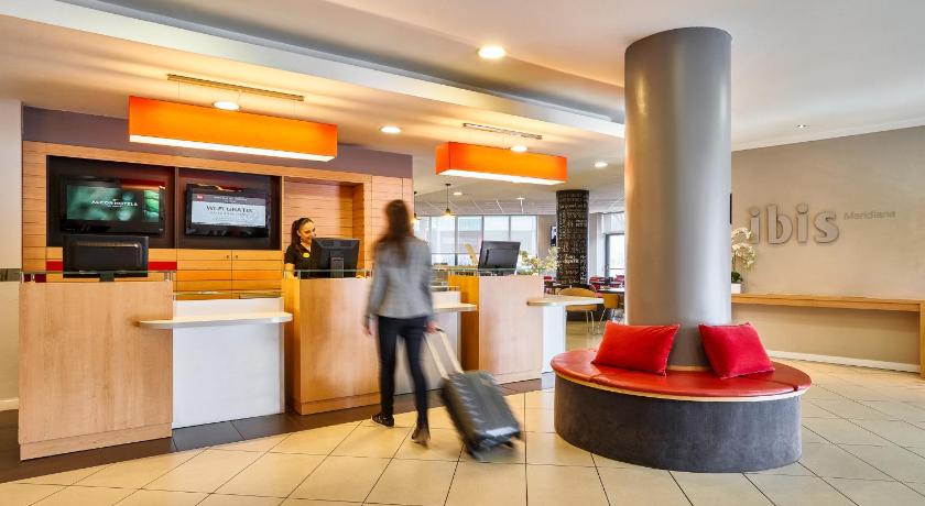 ibis Barcelona Meridiana photo