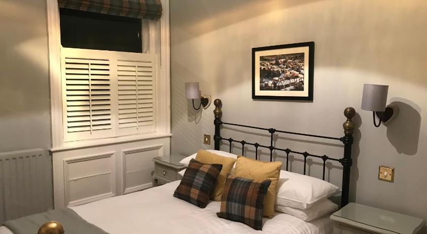 Victoria inn photo