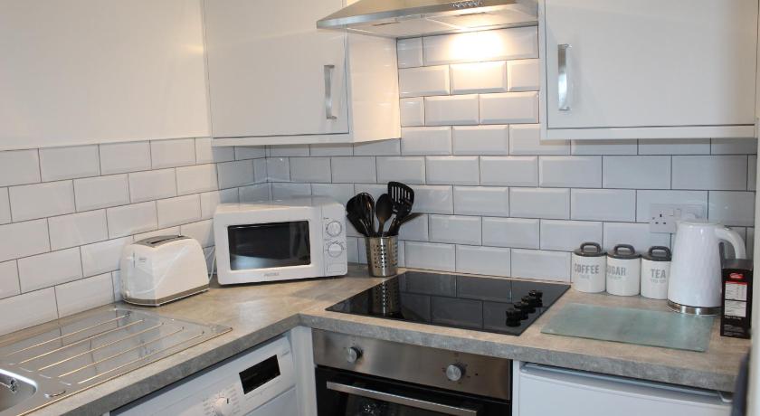 Albert Luxury Hottub and Jacuzzi Apartments - image 25