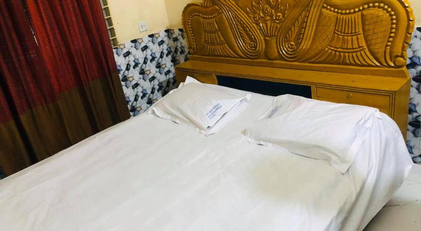Hotel Regal Palace photo
