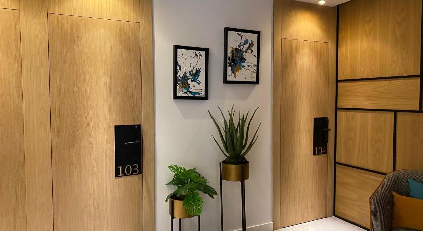 HOTEL LOTUS photo
