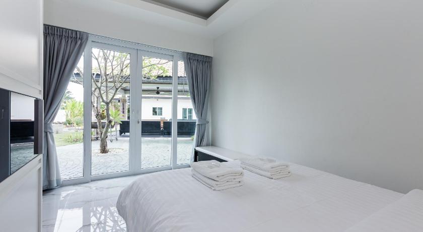 Image of Four-Bedroom Villa with Private Pool 0