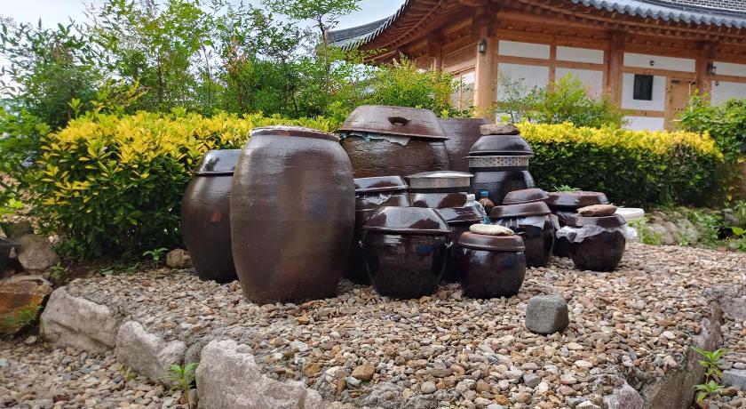 Mirinae Hanok Tradiational House photo