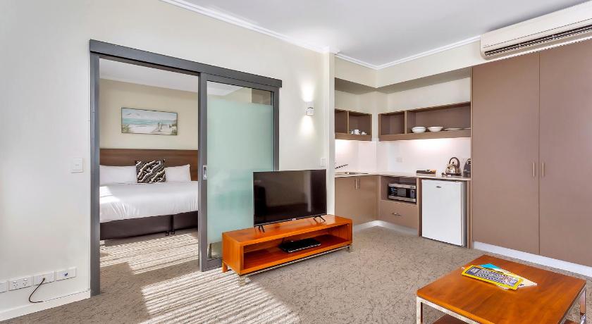 Image of Superior Suite with Balcony 4