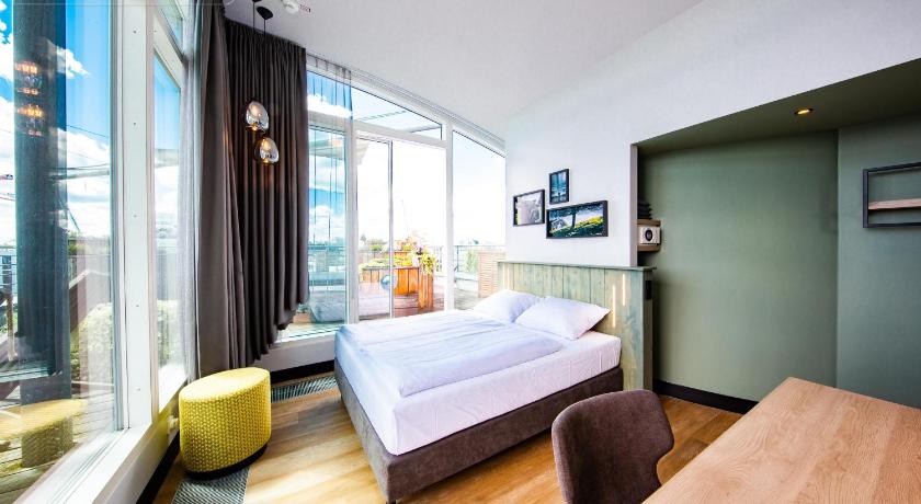 ベルリン fjord hotel berlin 3つ星 ホテル 外観