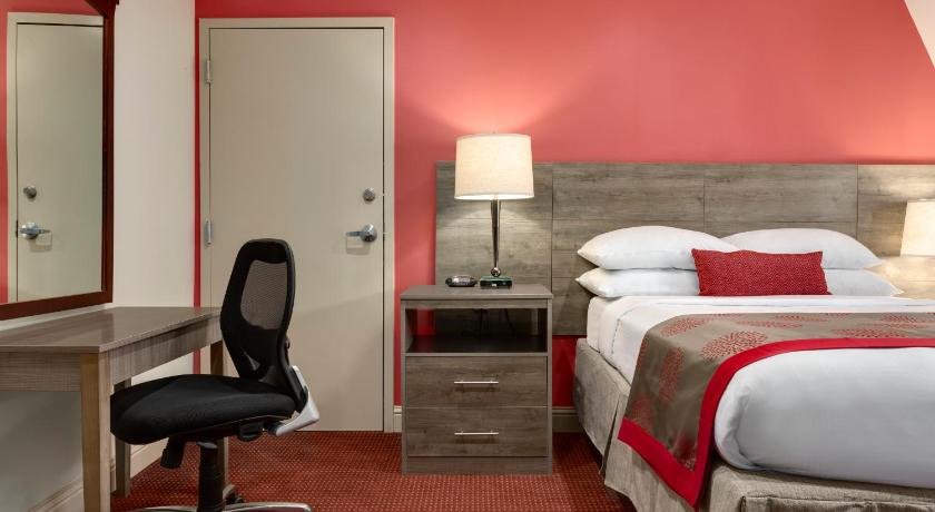 Ramada by Wyndham Oakland Downtown City Center