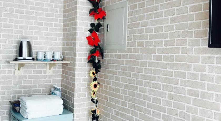Image of Triple Room with Shower 9