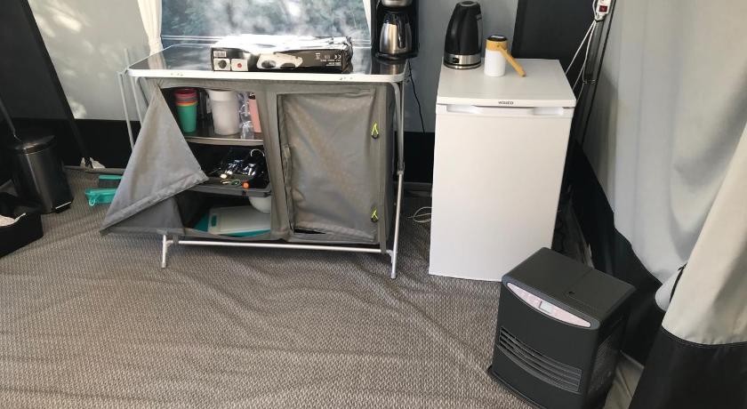 Image of Tent (5 Adults) 7