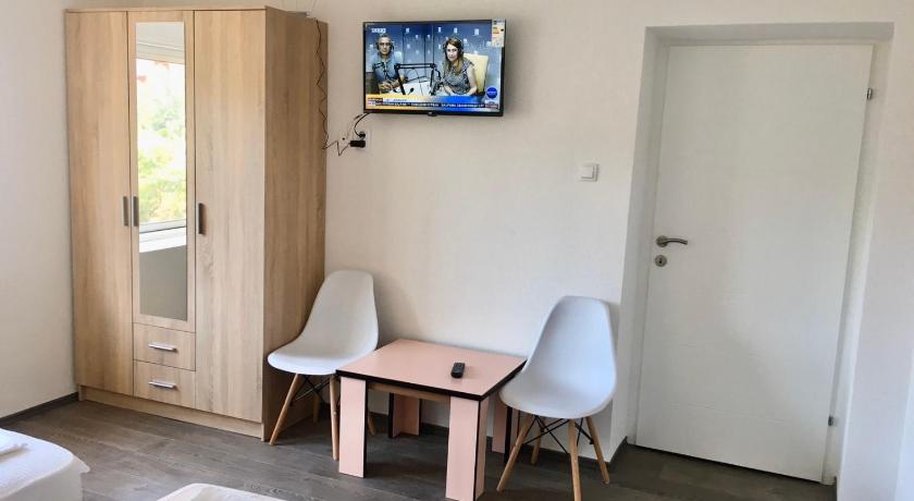 Rooms M2 photo