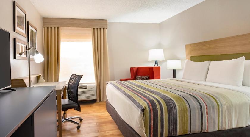 Country Inn & Suites by Radisson, North Little Rock, AR