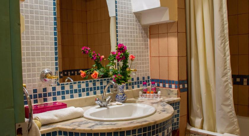 Image of Triple Room 2