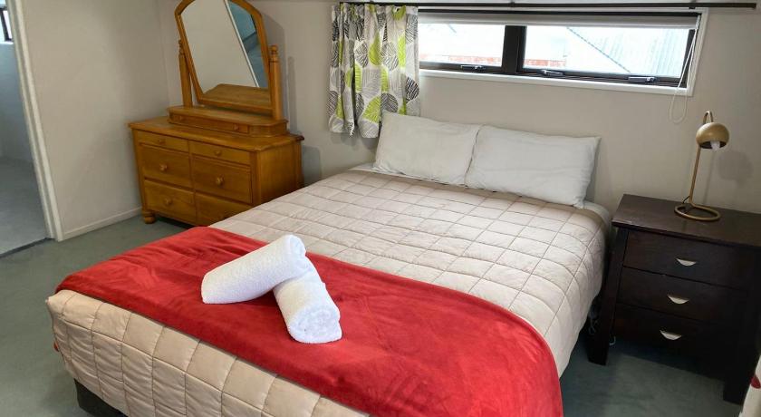 Image of 4 Bedroom Deluxe 10