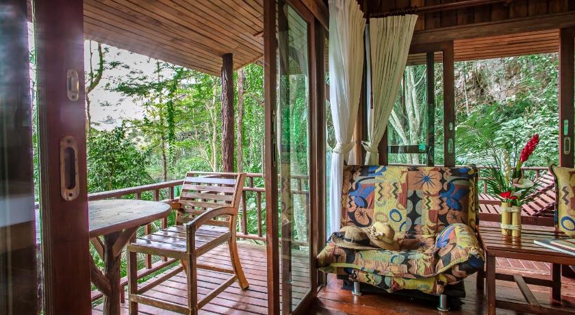 Image of Tree House 8