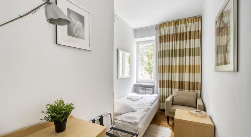 404 Rooms Obrzezna Mokotow photo