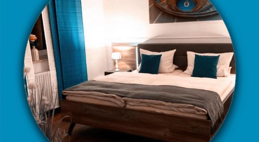 リューベッケ Hotel Restaurant Borchard ホテル 外観