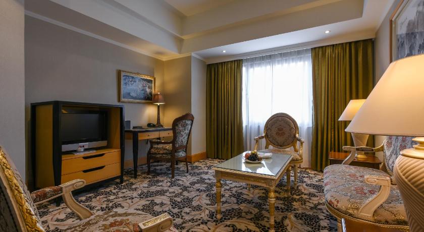 Image of Executive Suite 5