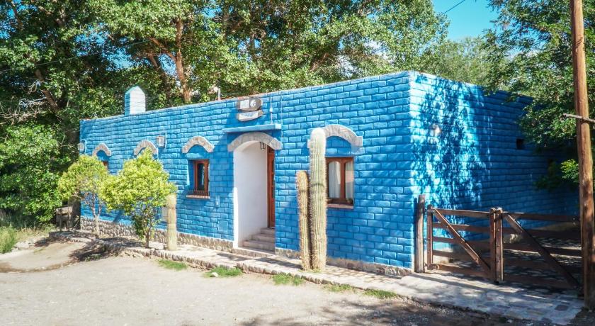 Azul Humahuaca Hostal — Hotel in Villa Florida