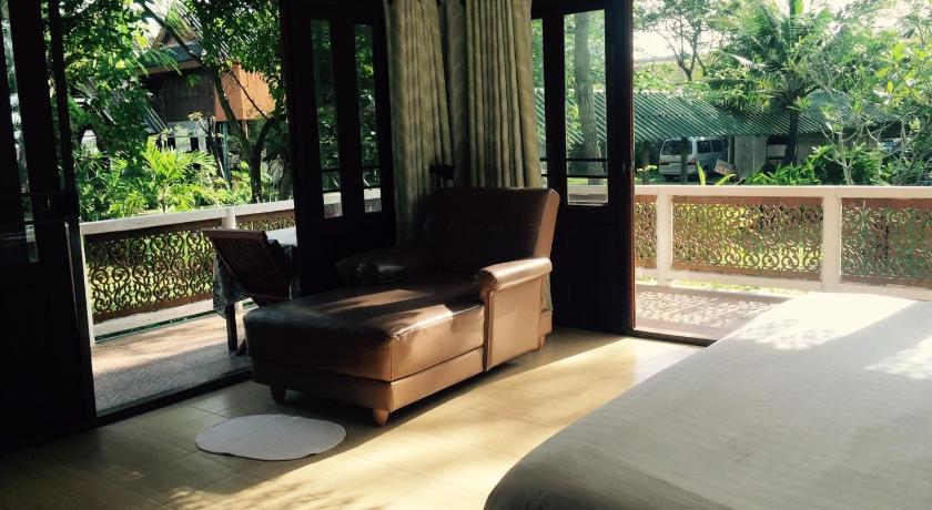 Image of Bungalow 2