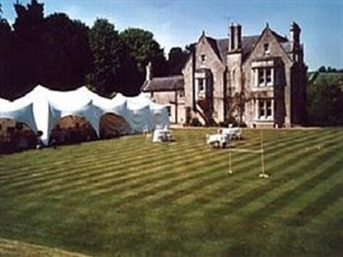 Burcombe Manor - image 3