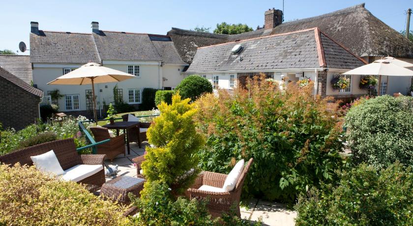 Yalbury Cottage photo