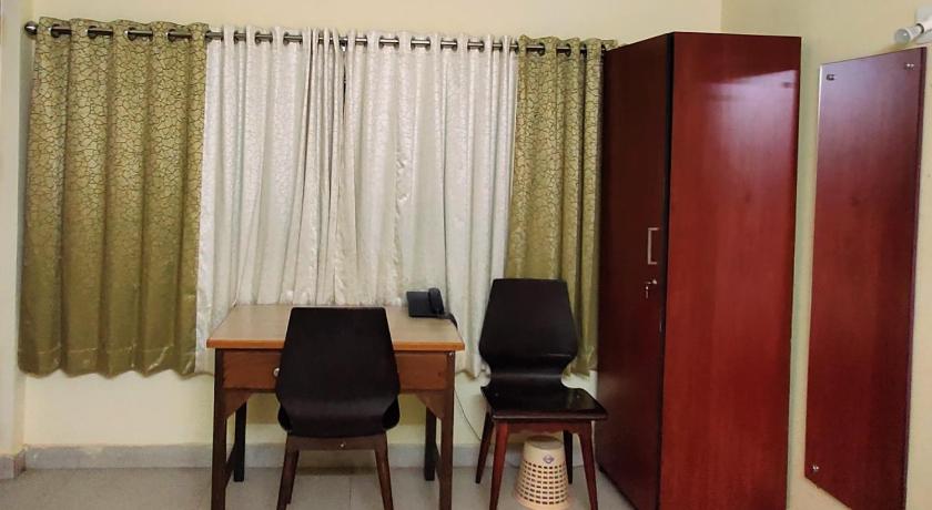 Hotel Green Plaza photo