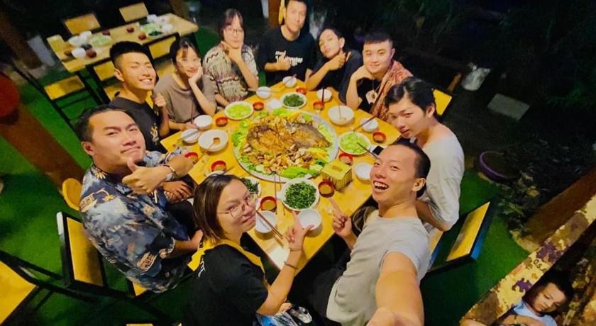 Aladdin Farmstay Đong Van photo