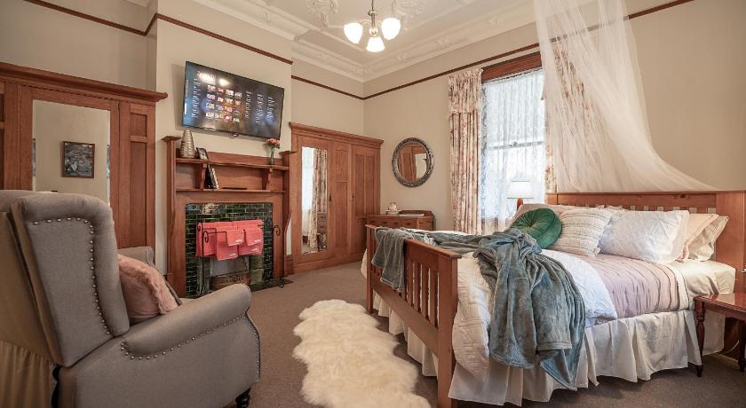The Fern & Thistle Luxury Accommodation photo