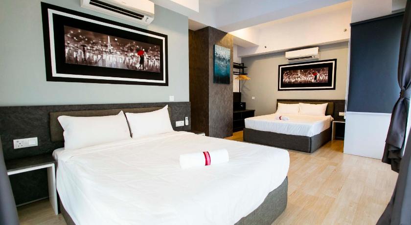 Image of Executive 1