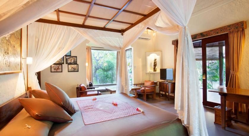 バリ Taman Sari Bali Resort & Spa 4つ星 ホテル スイート