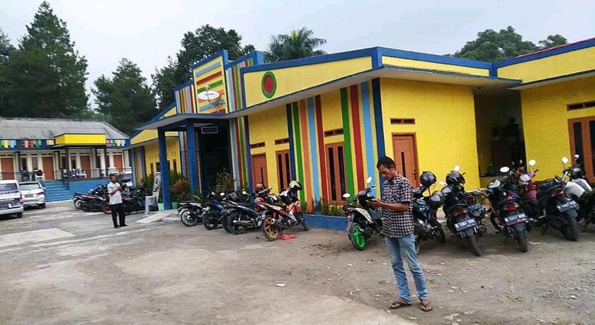 Pesona Wisata Alam Ciparay Endah