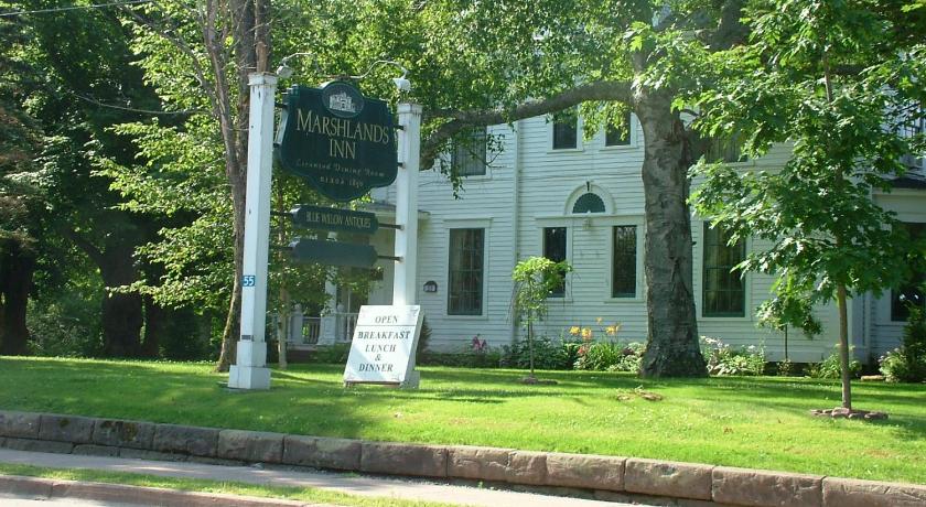 Marshlands Inn