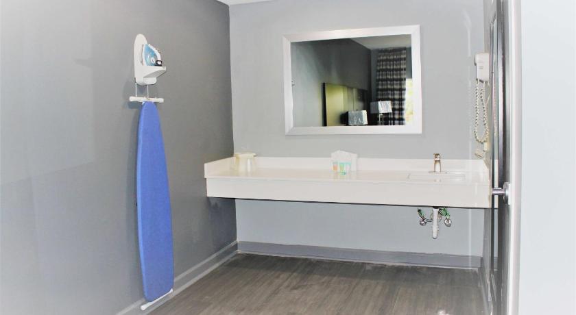 SureStay Hotel by Best Western Conway photo