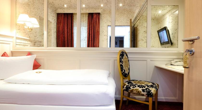 Hotel Post photo