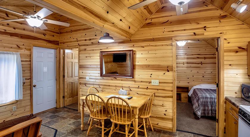 라 크로스 (WI) Big River Escape Riverside Cabins 숙소 레스토랑