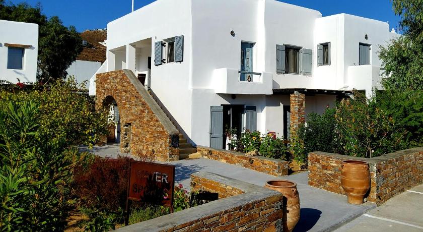 Nefeli — Hotel in Serifos Island