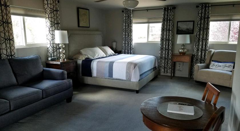 Ronnie's Resort photo
