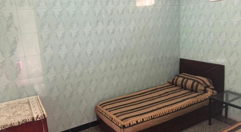 Image of Standard Double Room with Two Double Beds 5
