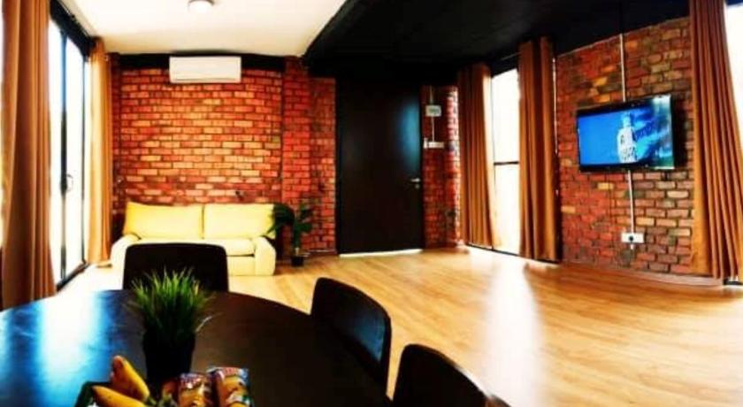 Image of Studio 0