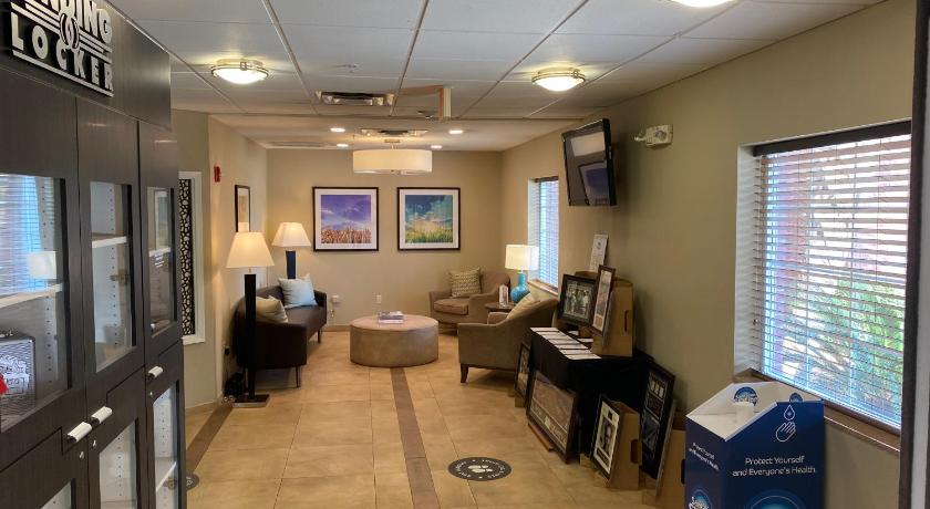 Candlewood Suites Hattiesburg